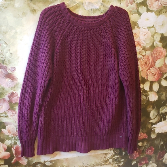 American Eagle Outfitters Tops - 2/$6 American Eagle Sz S sweater